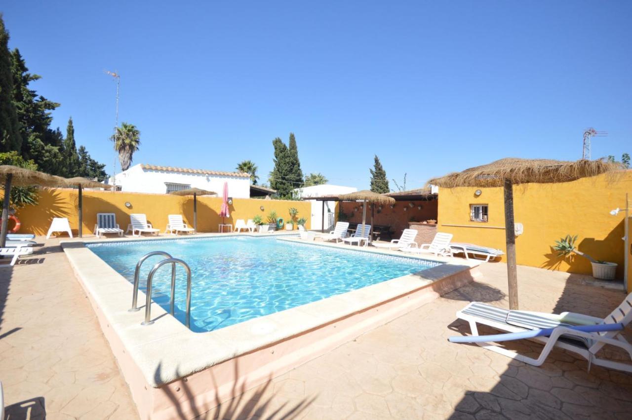 Estudios Con Piscina Compartida En Conil. Cadiz Luaran gambar