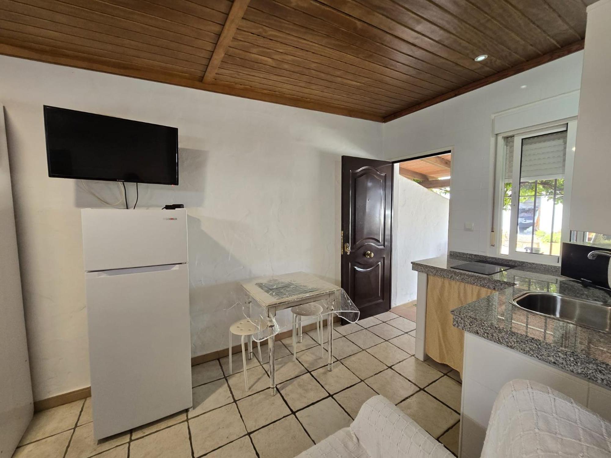 Estudios Con Piscina Compartida En Conil. Cadiz Luaran gambar